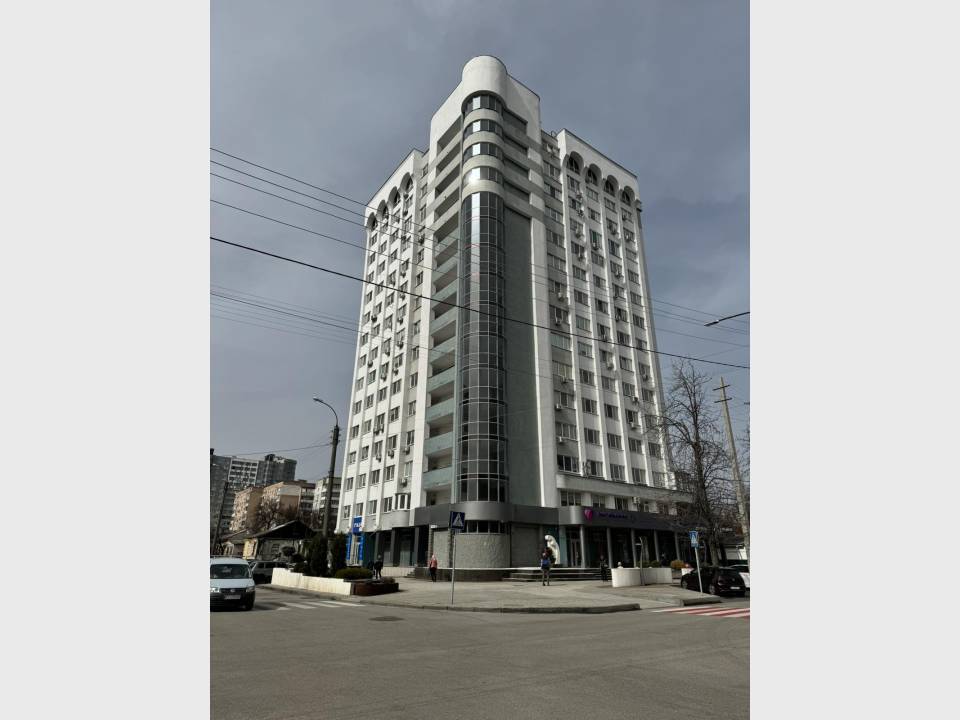 1000variantiv Real Estate