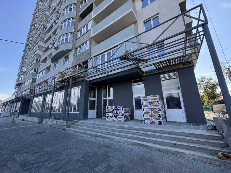 1000variantiv Real Estate