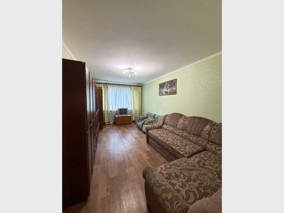 1000variantiv Real Estate