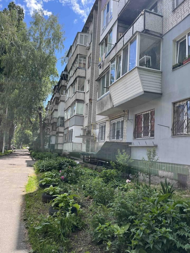 1000variantiv Real Estate