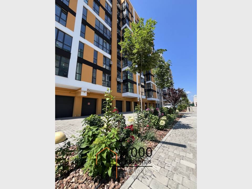1000variantiv Real Estate