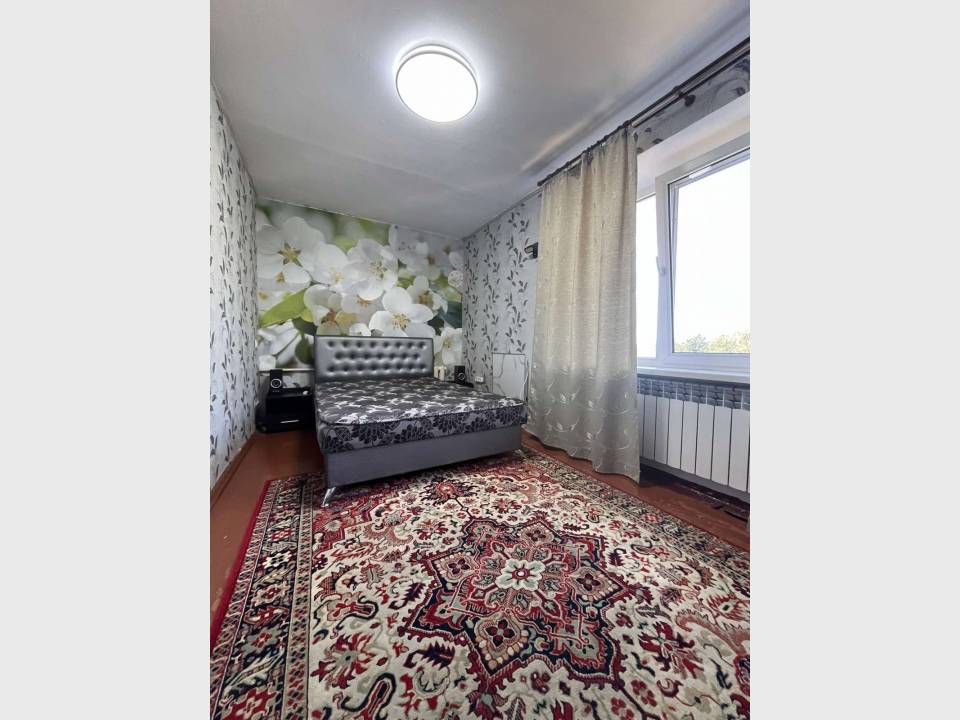 1000variantiv Real Estate
